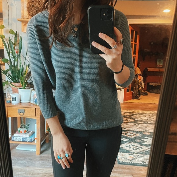 Aritzia Wilfred silk/cashmere sweater - Picture 2 of 6